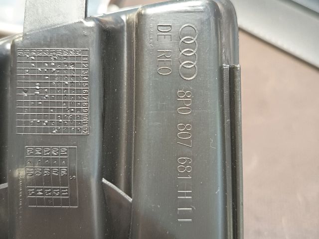 bontott AUDI A3 Bal Ködlámpa Rács