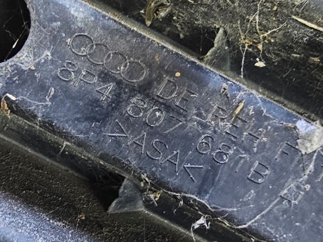 bontott AUDI A3 Bal Ködlámpa Rács