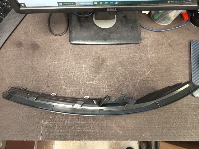 bontott AUDI A3 Bal Ködlámpa Rács