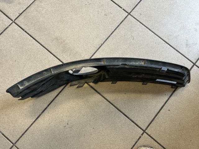 bontott AUDI A3 Bal Ködlámpa Rács