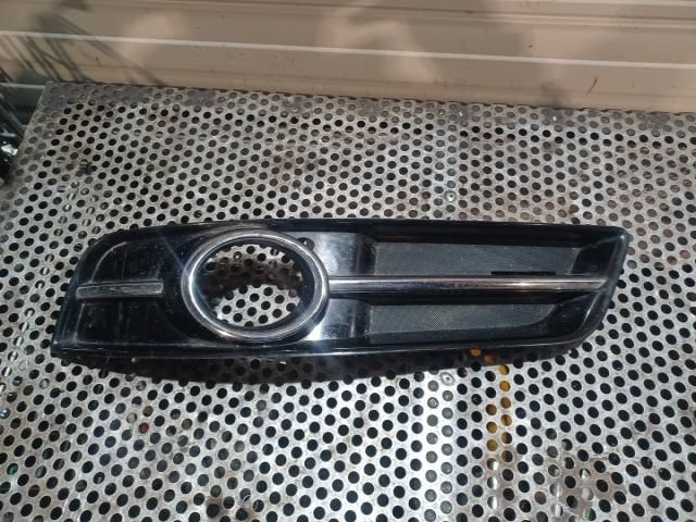 bontott AUDI A3 Bal Ködzárófény Keret