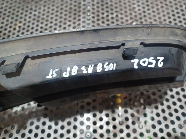 bontott AUDI A3 Bal Ködzárófény Keret