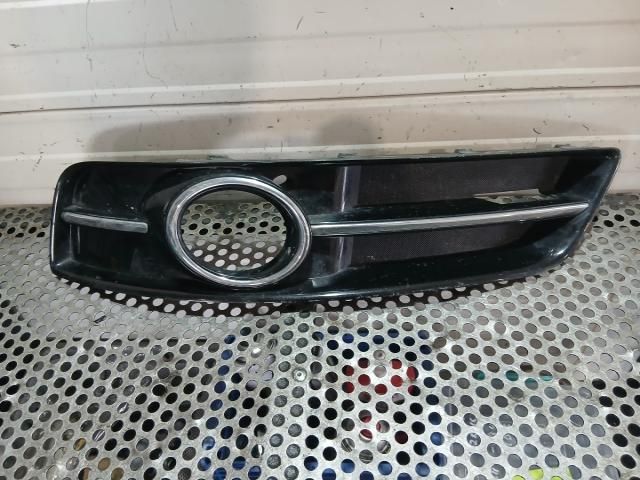 bontott AUDI A3 Bal Ködzárófény Keret