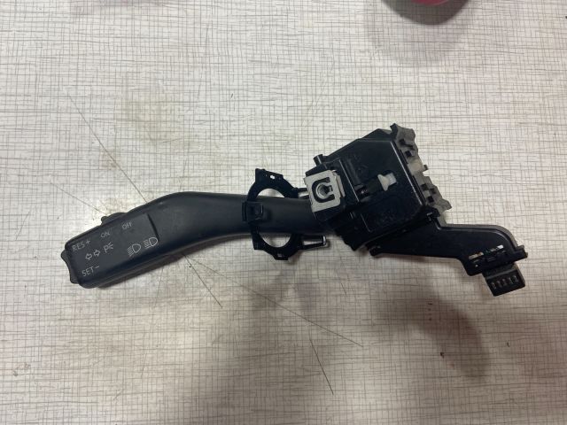 bontott AUDI A3 Bal Kormánykapcsoló Irányjelző (Tempomatos)