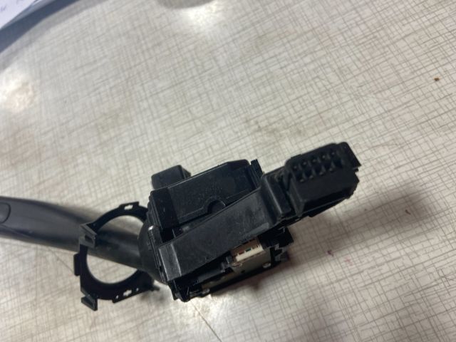 bontott AUDI A3 Bal Kormánykapcsoló Irányjelző (Tempomatos)