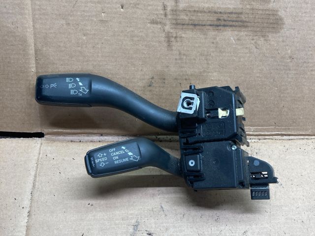 bontott AUDI A3 Bal Kormánykapcsoló Irányjelző (Tempomatos)