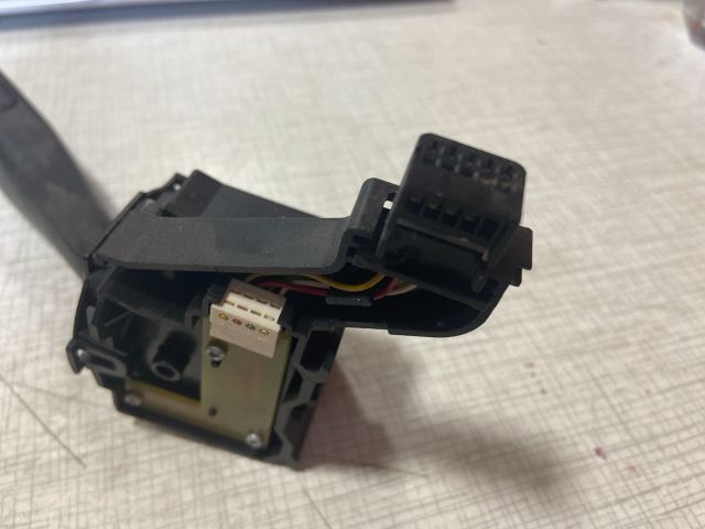 bontott AUDI A3 Bal Kormánykapcsoló Irányjelző (Tempomatos)