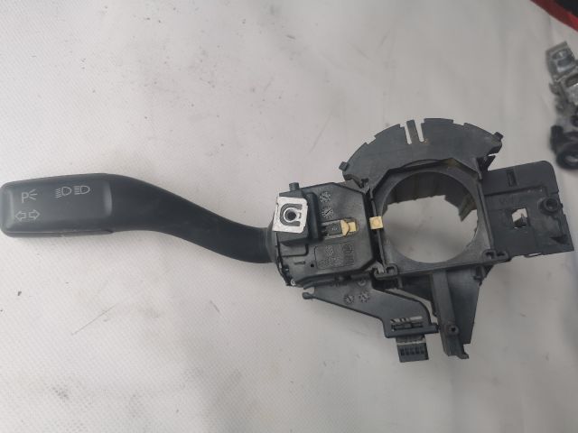 bontott AUDI A3 Bal Kormánykapcsoló Irányjelző