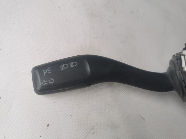 bontott AUDI A3 Bal Kormánykapcsoló Irányjelző