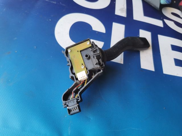 bontott AUDI A3 Bal Kormánykapcsoló Irányjelző