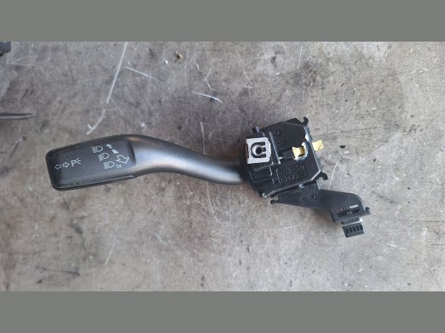 bontott AUDI A3 Bal Kormánykapcsoló Irányjelző