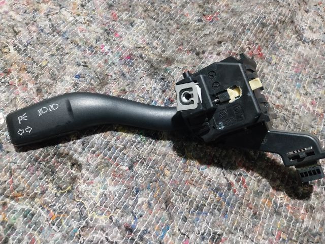 bontott AUDI A3 Bal Kormánykapcsoló Irányjelző