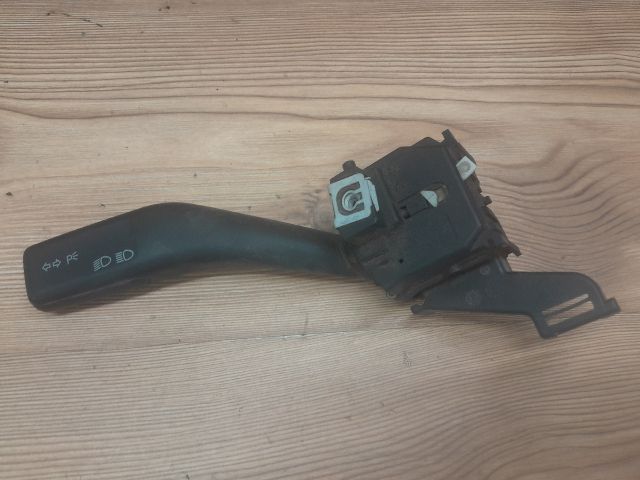 bontott AUDI A3 Bal Kormánykapcsoló Irányjelző