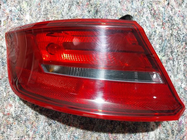 bontott AUDI A3 Bal Külső Hátsó Lámpa