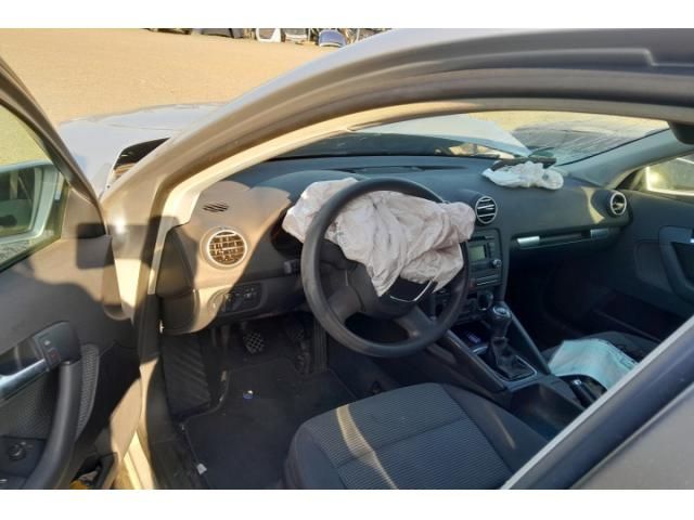 bontott AUDI A3 Bal Külső Hátsó Lámpa