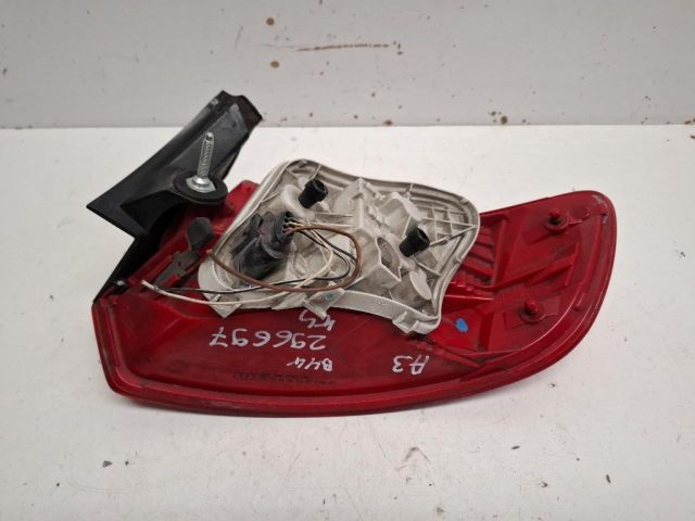 bontott AUDI A3 Bal Külső Hátsó Lámpa