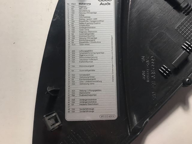 bontott AUDI A3 Bal Műszerfal Oldalkárpit