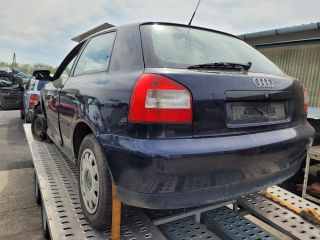 bontott AUDI A3 Bal Oldalkárpit (2-3 ajtóshoz hátra)