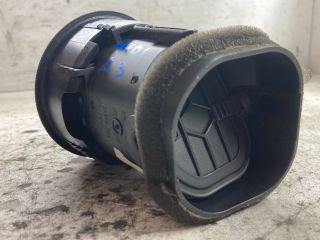 bontott AUDI A3 Bal Szellőző