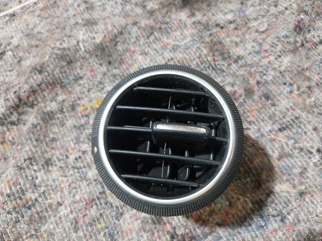 bontott AUDI A3 Bal Szellőző