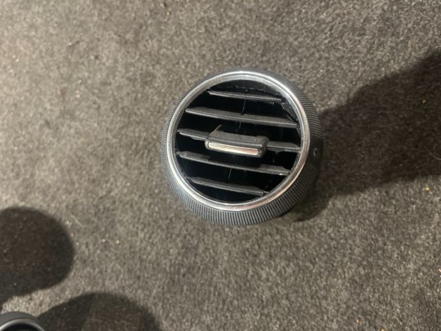 bontott AUDI A3 Bal Szellőző