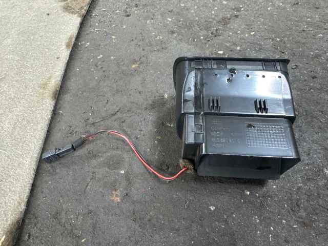 bontott AUDI A3 Bal Szellőző