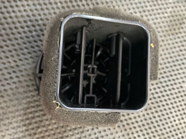 bontott AUDI A3 Bal Szellőző