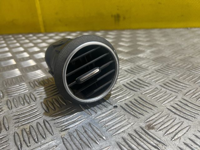 bontott AUDI A3 Bal Szellőző