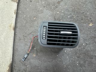 bontott AUDI A3 Bal Szellőző