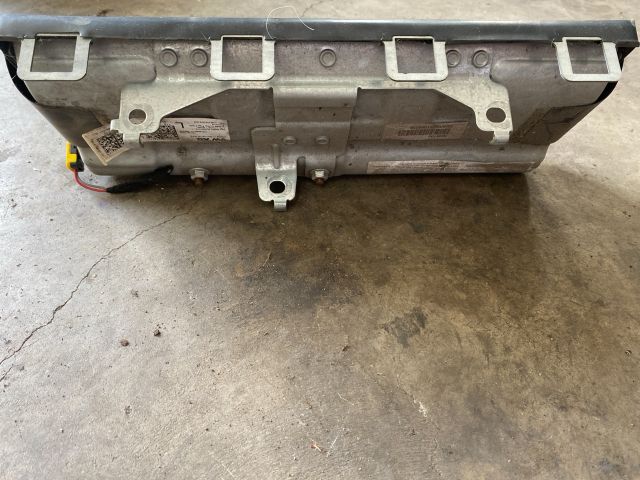 bontott AUDI A3 Bal Térdlégzsák