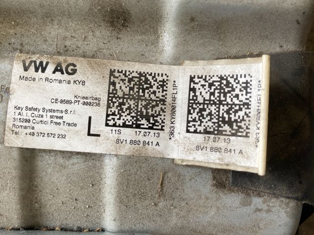 bontott AUDI A3 Bal Térdlégzsák