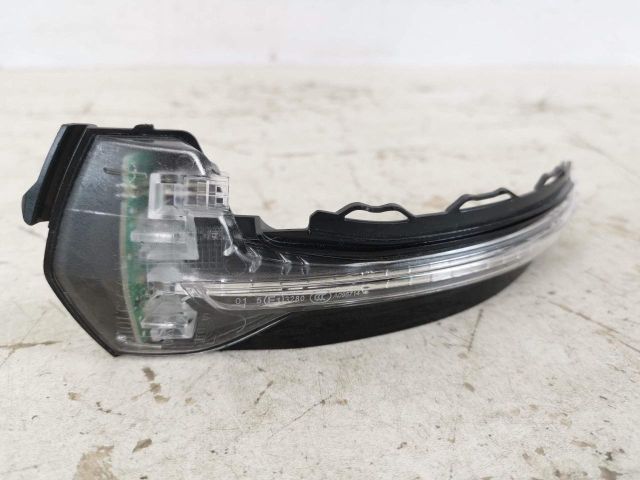 bontott AUDI A3 Bal Visszapillantó Tükör Irányjelző