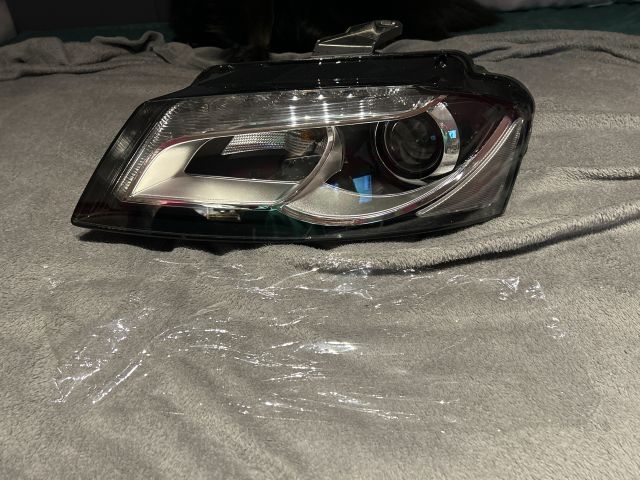 bontott AUDI A3 Bal Xenon Fényszóró