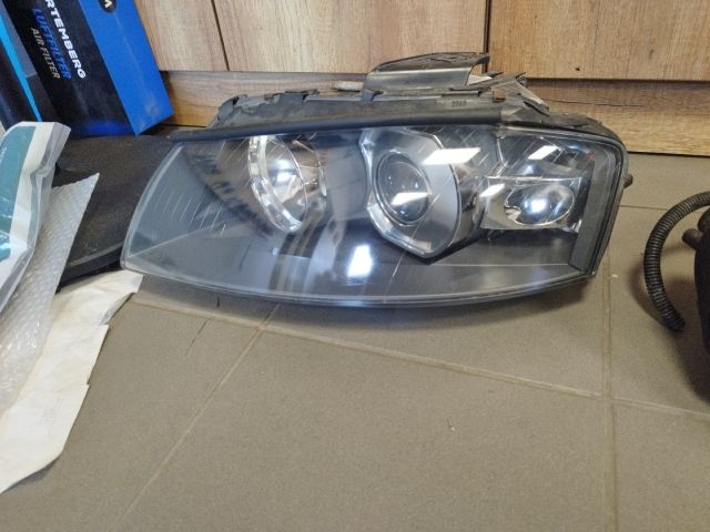 bontott AUDI A3 Bal Xenon Fényszóró