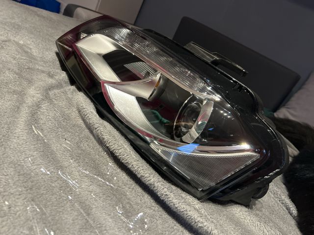 bontott AUDI A3 Bal Xenon Fényszóró