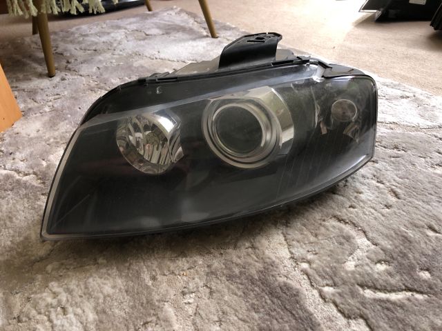bontott AUDI A3 Bal Xenon Fényszóró