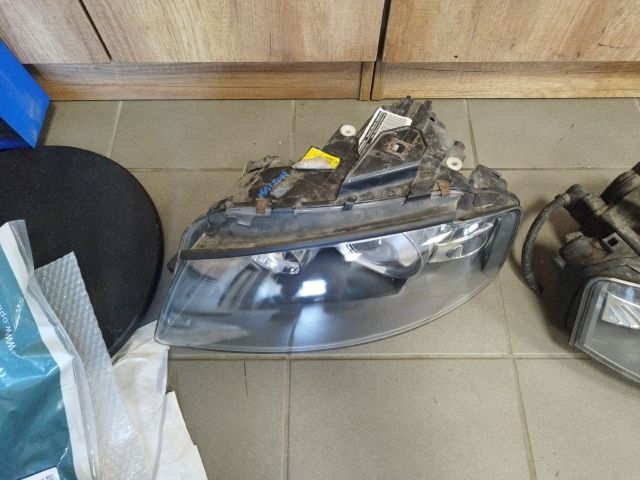 bontott AUDI A3 Bal Xenon Fényszóró