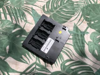 bontott AUDI A3 Biztosítéktábla Doboz