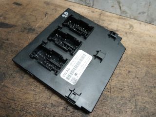 bontott AUDI A3 Biztosítéktábla Utastér