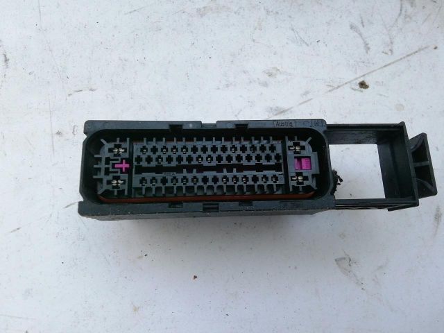 bontott AUDI A3 Csatlakozó