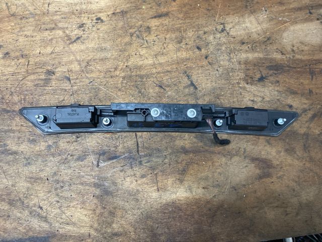 bontott AUDI A3 Csomagtér Nyitó Kar / Gomb