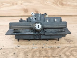 bontott AUDI A3 Csomagtér Nyitó Kar / Gomb