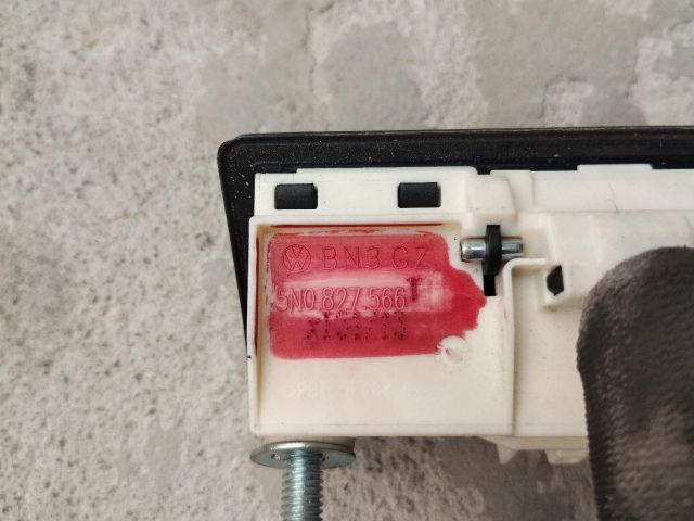 bontott AUDI A3 Csomagtér Nyitó Kar / Gomb