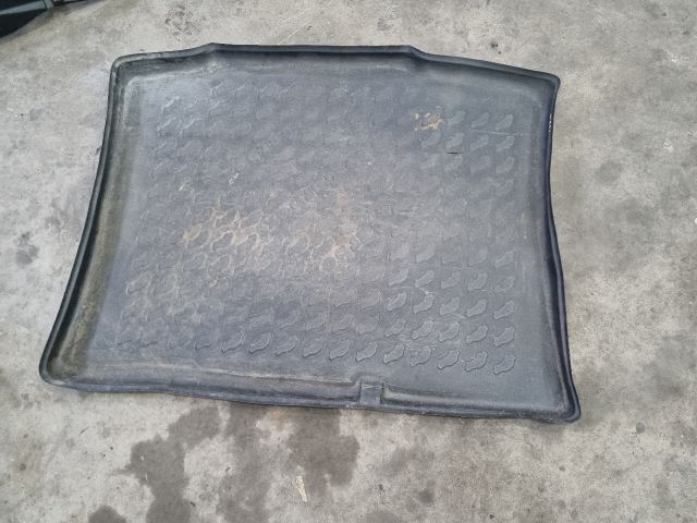 bontott AUDI A3 Csomagtér Tálca