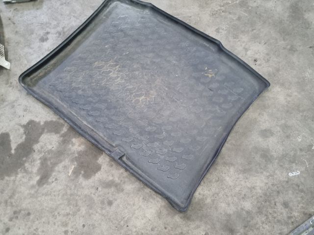 bontott AUDI A3 Csomagtér Tálca