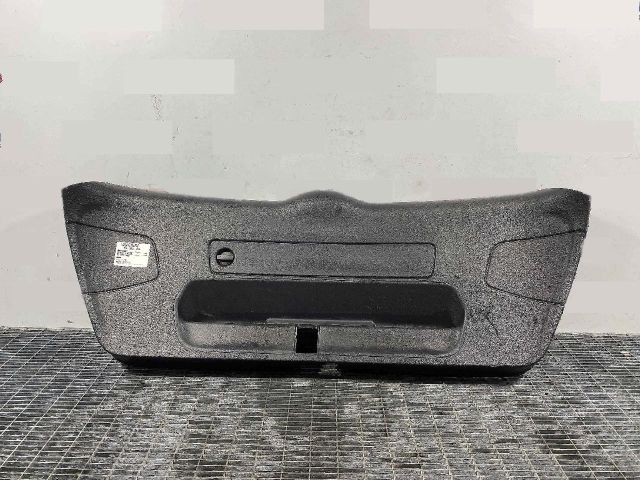 bontott AUDI A3 Csomagtérajtó Kárpit