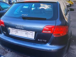 bontott AUDI A3 Csomagtérajtó Kárpit