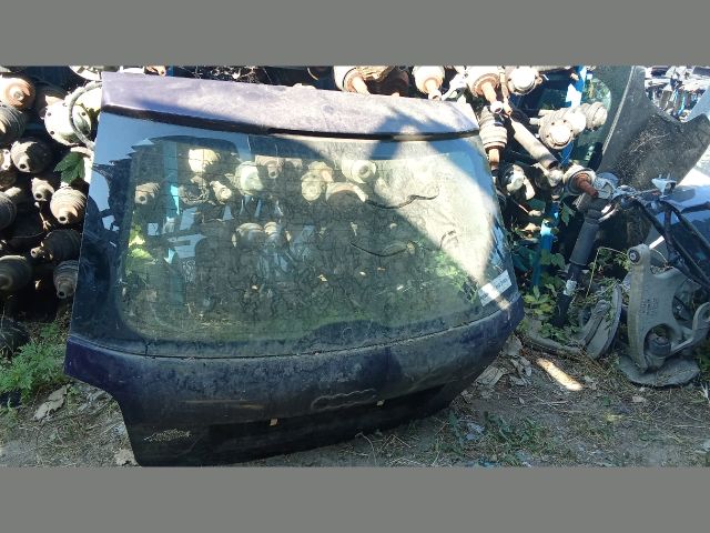 bontott AUDI A3 Csomagtérajtó (Részeivel)