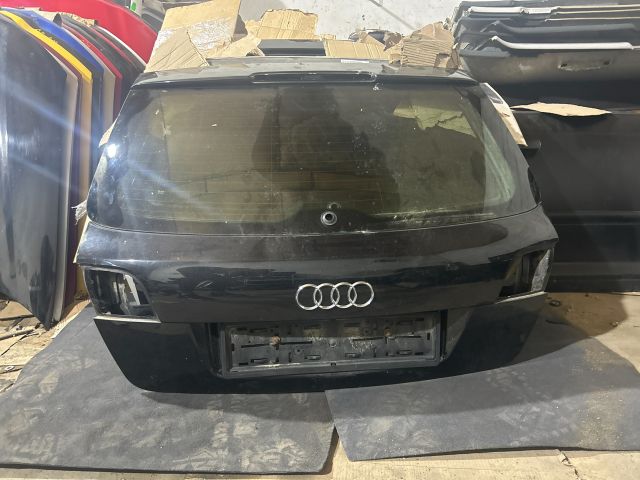 bontott AUDI A3 Csomagtérajtó (Részeivel)