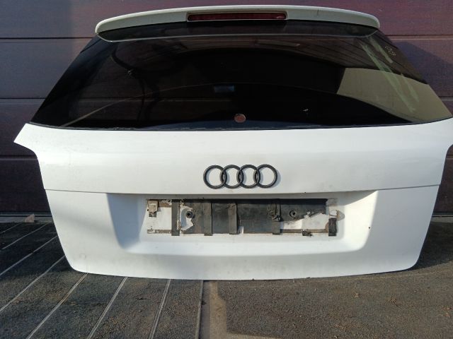 bontott AUDI A3 Csomagtérajtó (Részeivel)